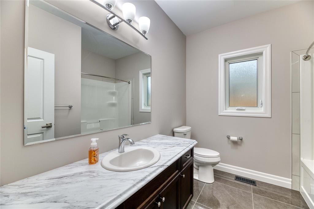 225 PAOLO Street, Sarnia, Ontario, Canada