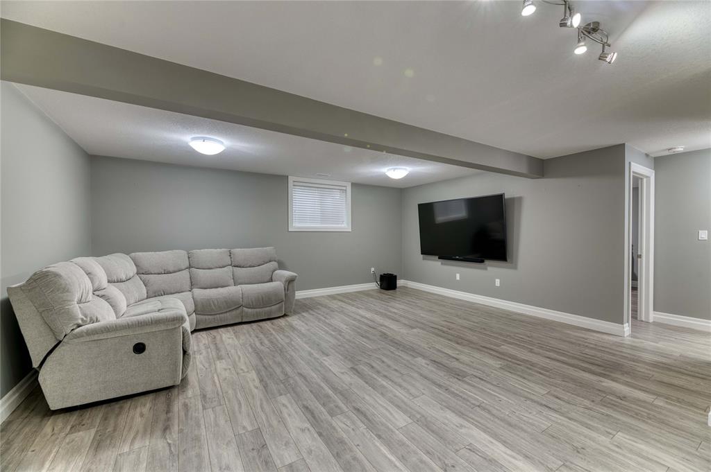 225 PAOLO Street, Sarnia, Ontario, Canada