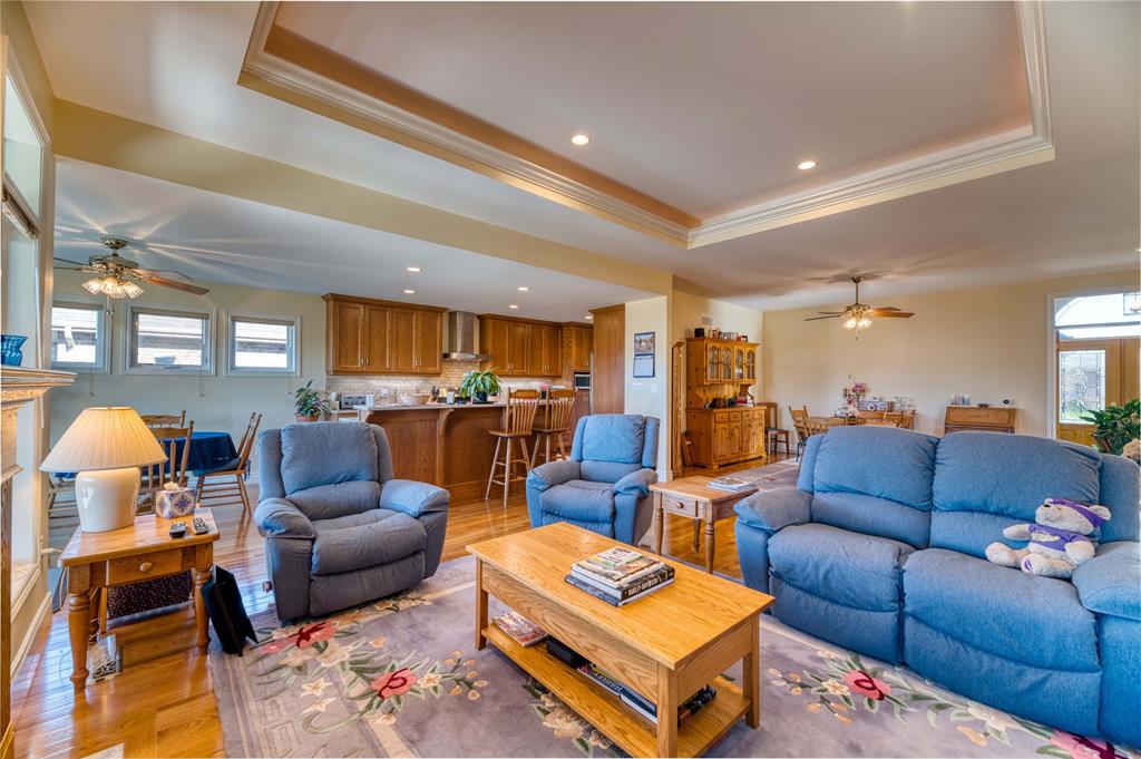 313 EAGLE Way, Sarnia, Ontario, Canada