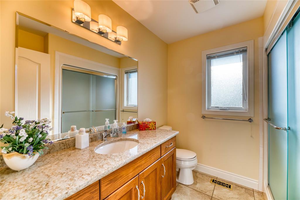 313 EAGLE Way, Sarnia, Ontario, Canada
