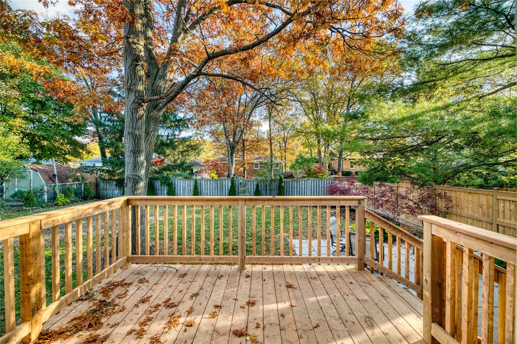 831 CATHCART Boulevard, Sarnia, Ontario, Canada
