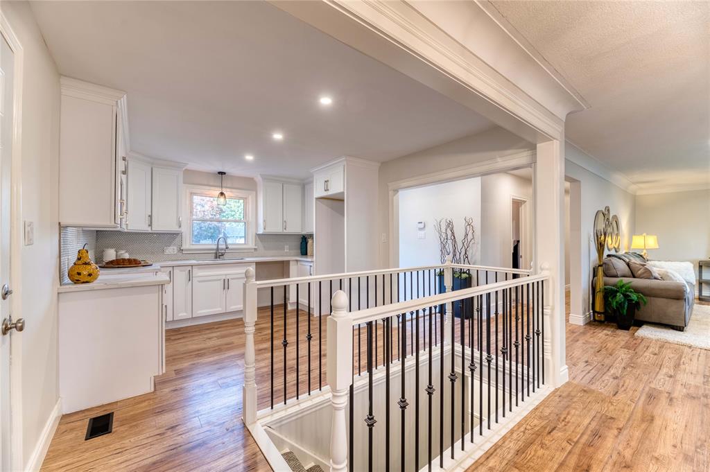 831 CATHCART Boulevard, Sarnia, Ontario, Canada