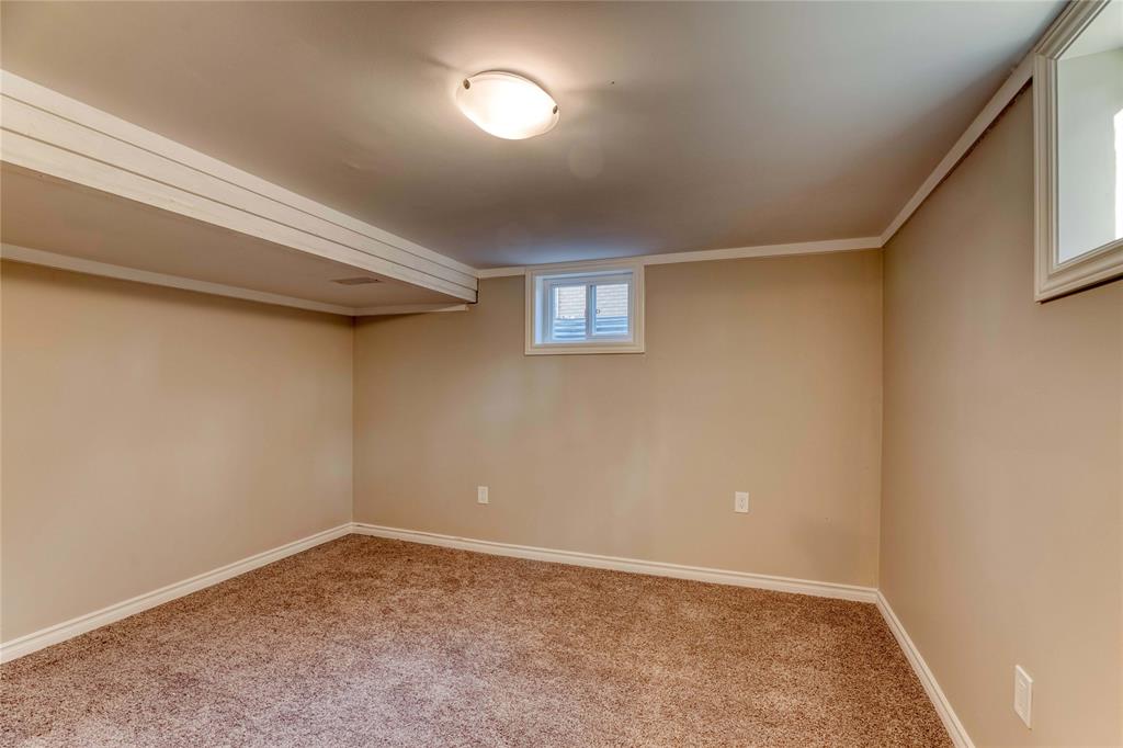 831 CATHCART Boulevard, Sarnia, Ontario, Canada