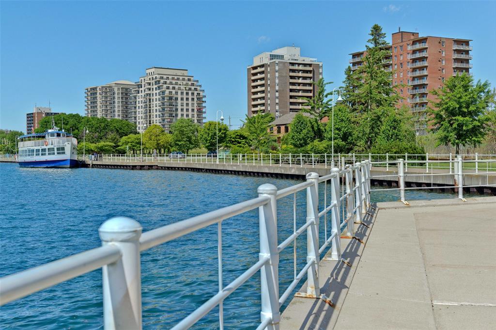 10 DERBY Lane Unit# 108, Sarnia, Ontario, Canada