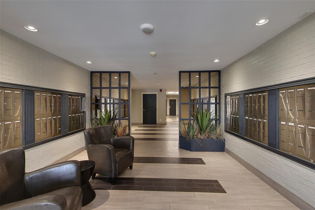 10 DERBY Lane Unit# 108, Sarnia, Ontario, Canada