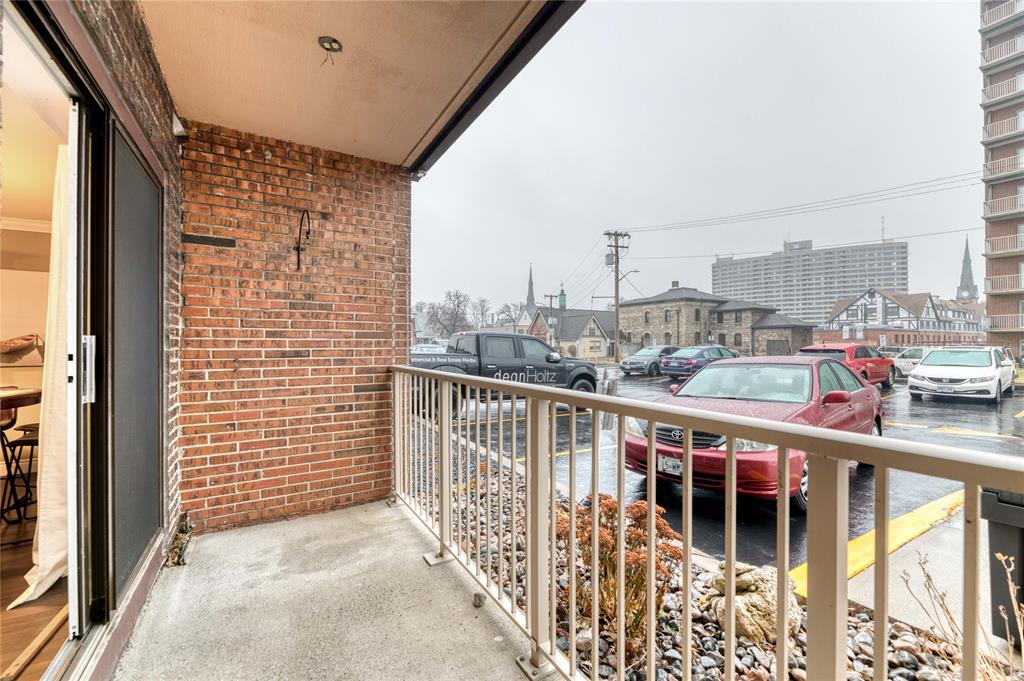 10 DERBY Lane Unit# 108, Sarnia, Ontario, Canada