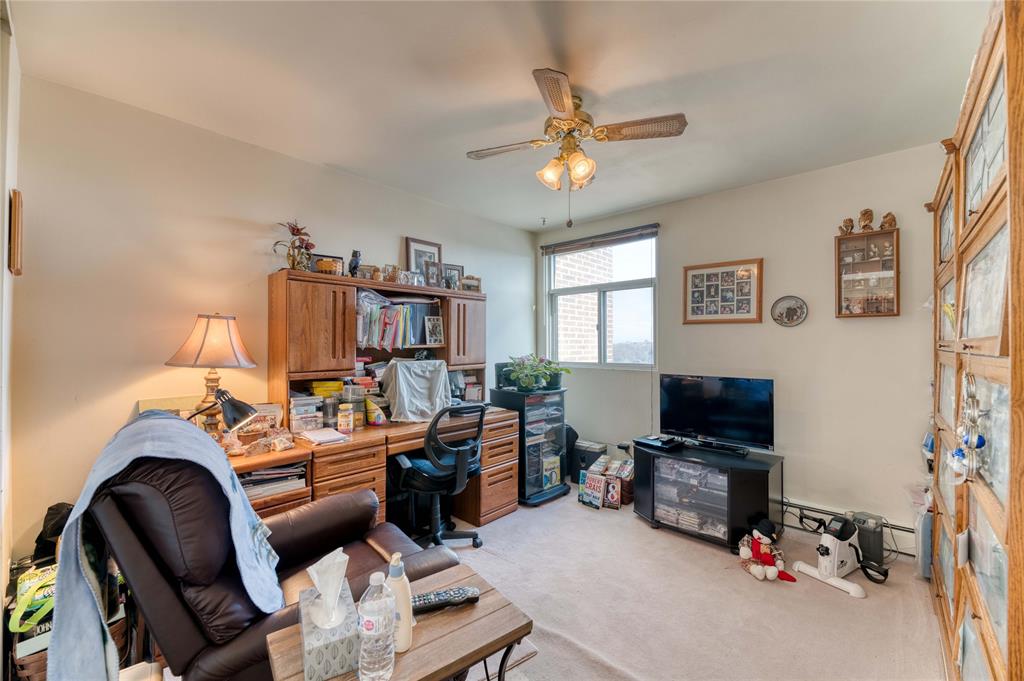 10 DERBY Lane Unit# 708, Sarnia, Ontario, Canada