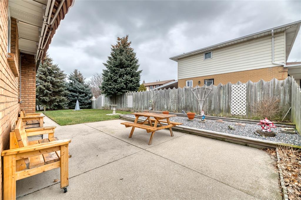 716 HILLARY Street, Sarnia, Ontario, Canada