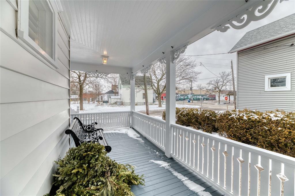 108 KATHLEEN Avenue, Sarnia, Ontario, Canada