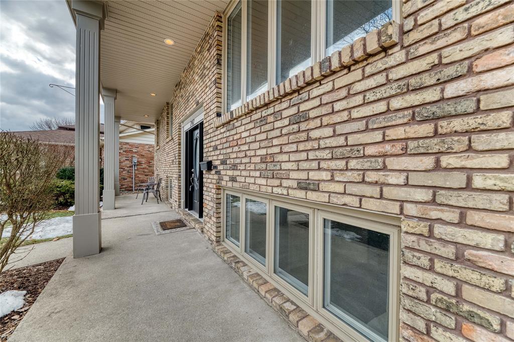 747 MANOR PARK Crescent, Sarnia, Ontario, Canada