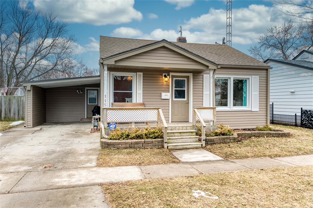 115 WALNUT Avenue North, Sarnia, Ontario, Canada