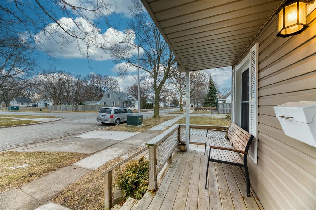 115 WALNUT Avenue North, Sarnia, Ontario, Canada