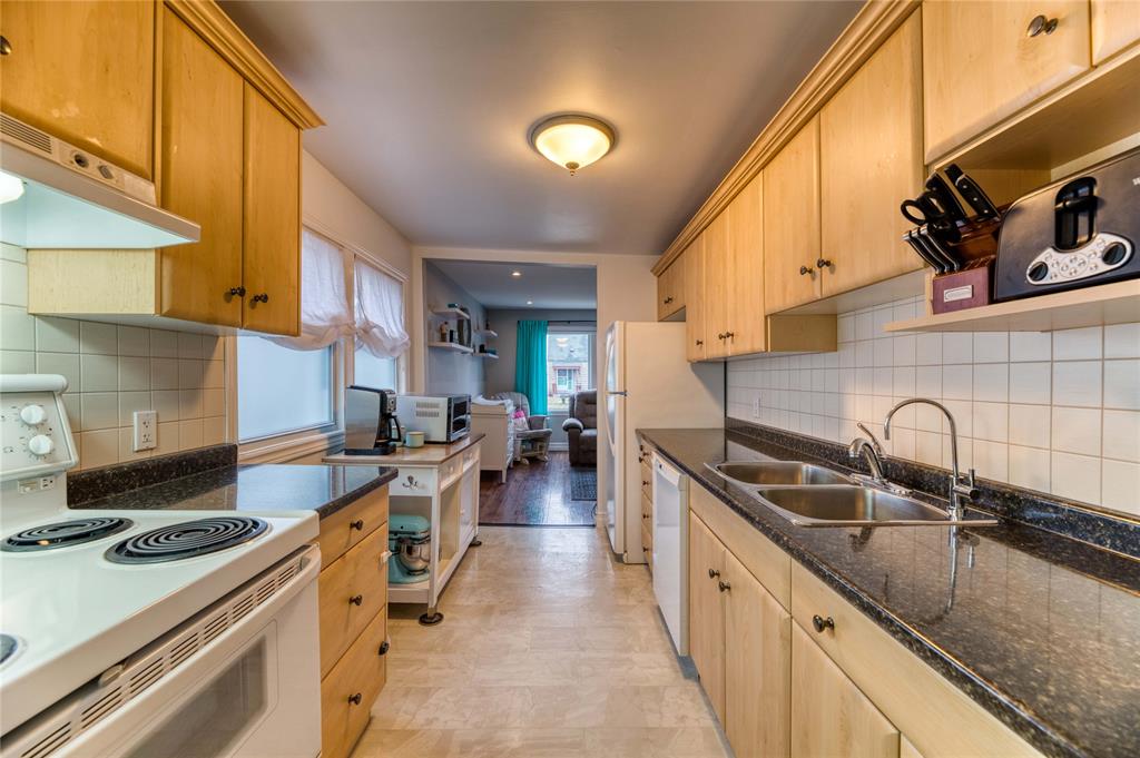115 WALNUT Avenue North, Sarnia, Ontario, Canada