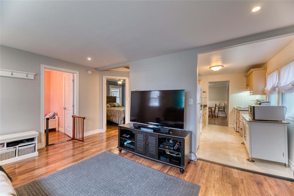 115 WALNUT Avenue North, Sarnia, Ontario, Canada