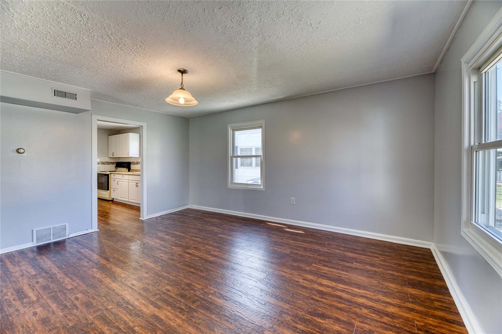 631 MAPLE Avenue, Sarnia, Ontario, Canada