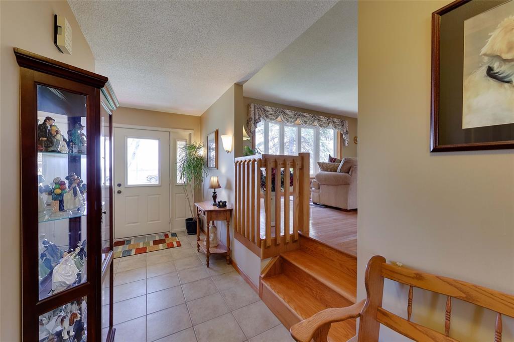 5693 TELFER Road, Sarnia, Ontario, Canada