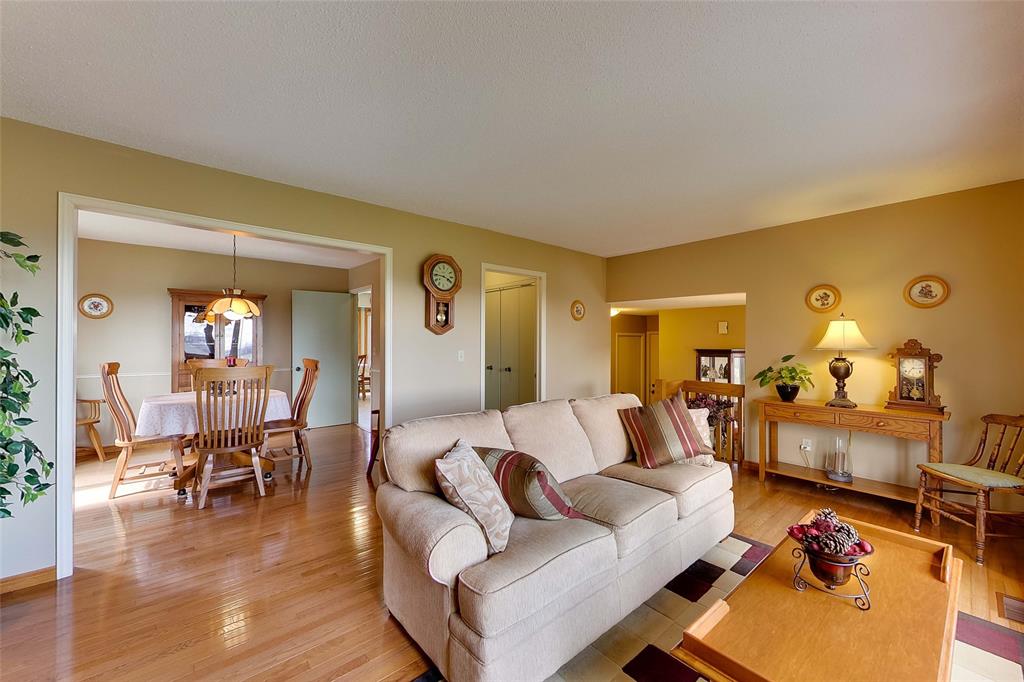 5693 TELFER Road, Sarnia, Ontario, Canada