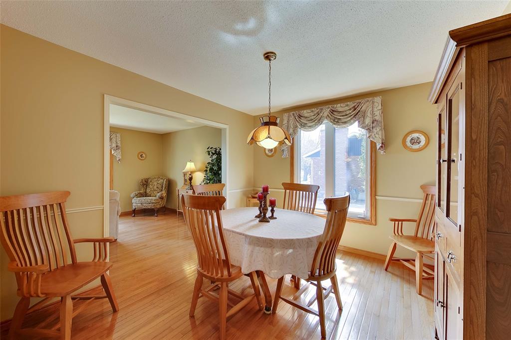 5693 TELFER Road, Sarnia, Ontario, Canada