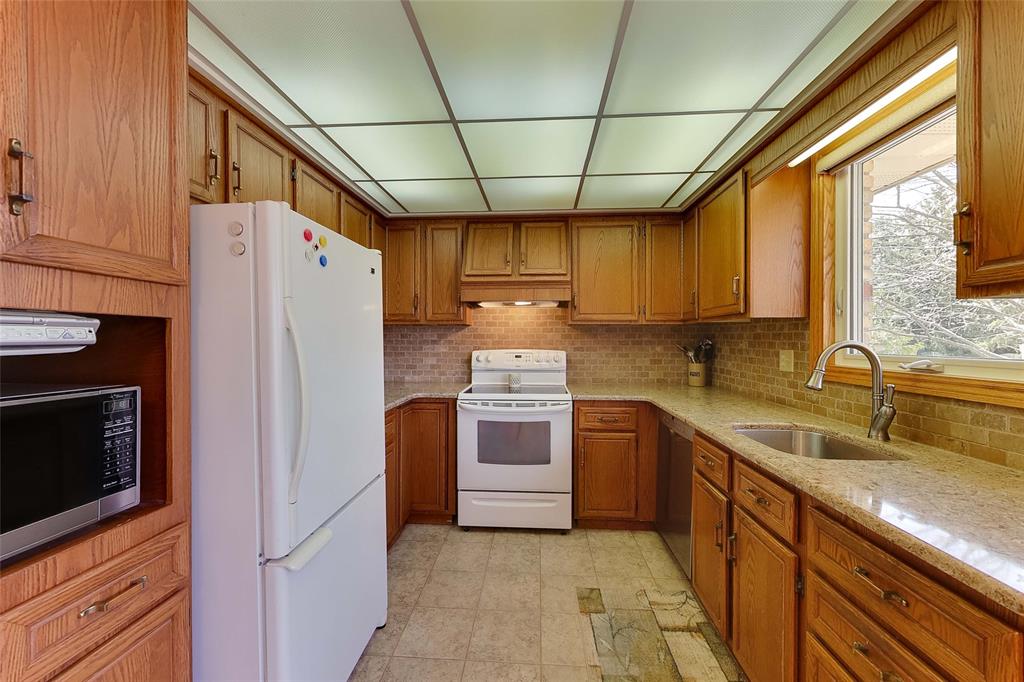 5693 TELFER Road, Sarnia, Ontario, Canada