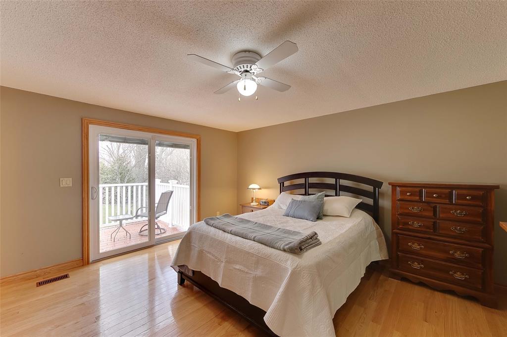 5693 TELFER Road, Sarnia, Ontario, Canada