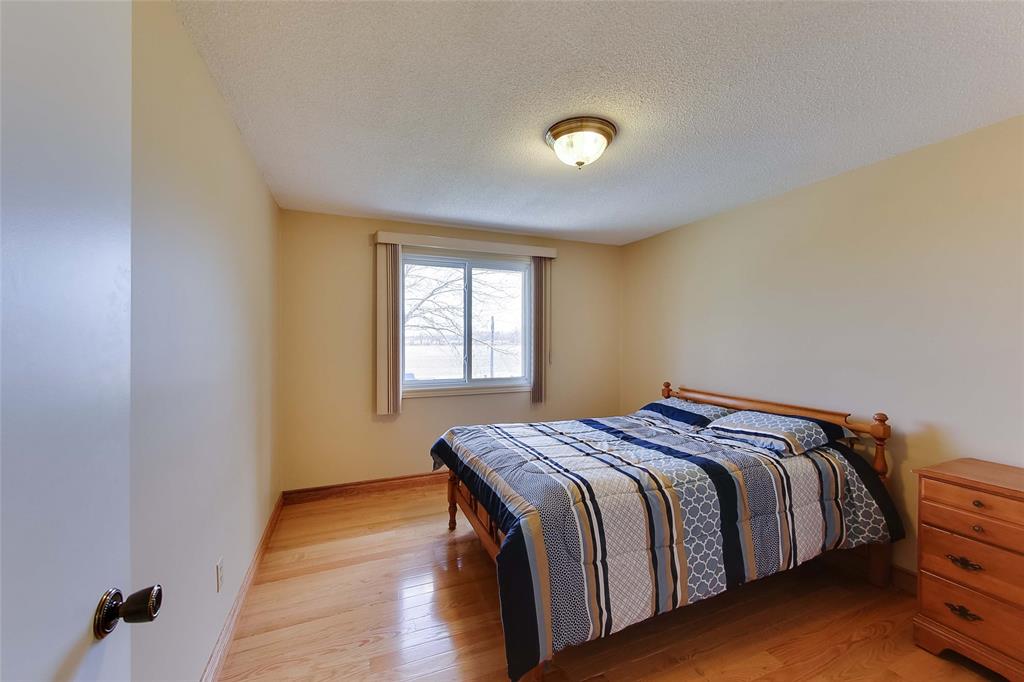 5693 TELFER Road, Sarnia, Ontario, Canada