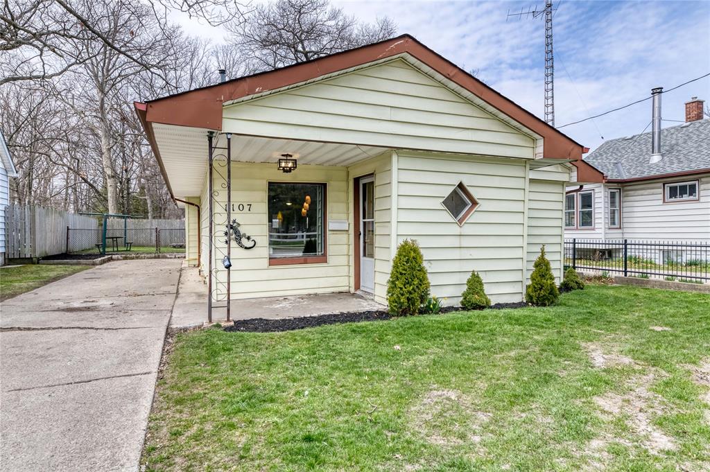 1107 COLBORNE Road, Sarnia, Ontario, Canada