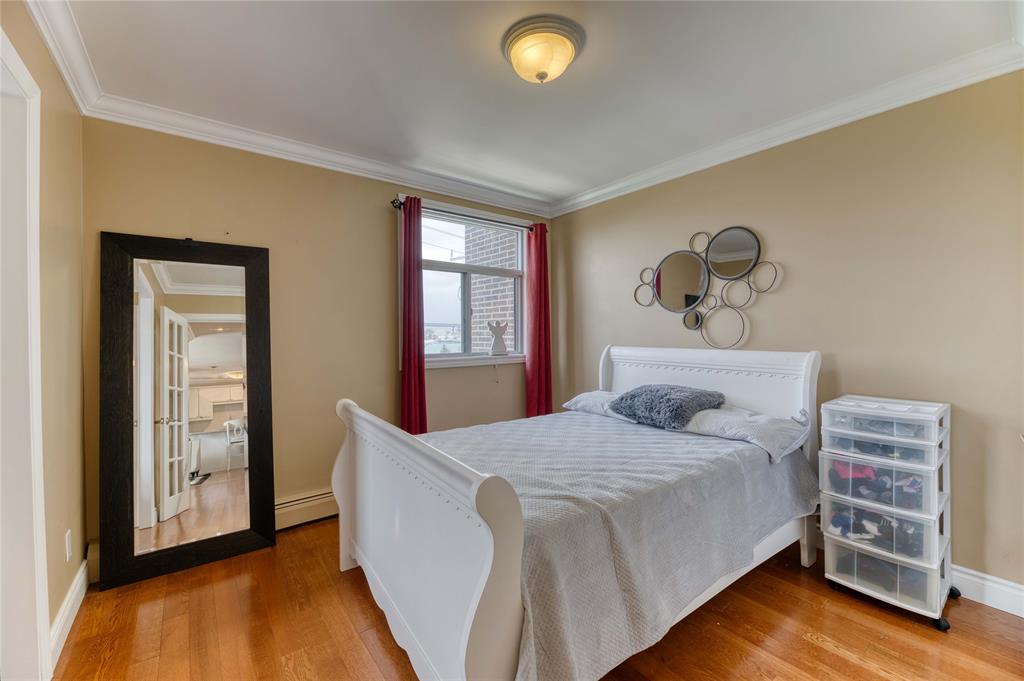 10 DERBY Lane Unit# 301, Sarnia, Ontario, Canada