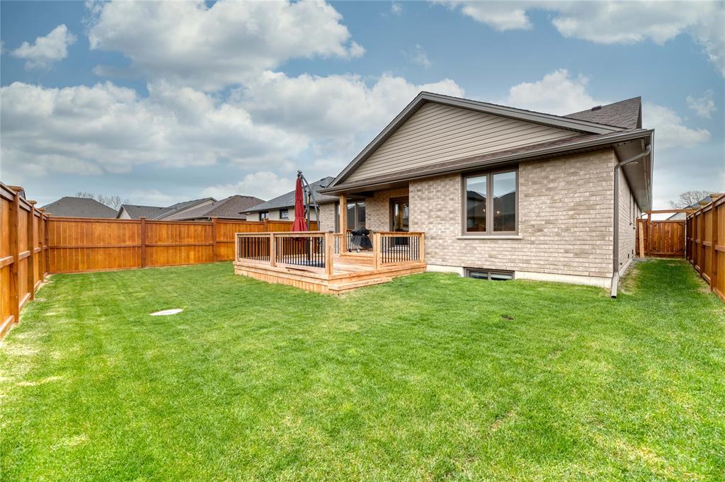 517 FRANCO Avenue, Sarnia, Ontario, Canada