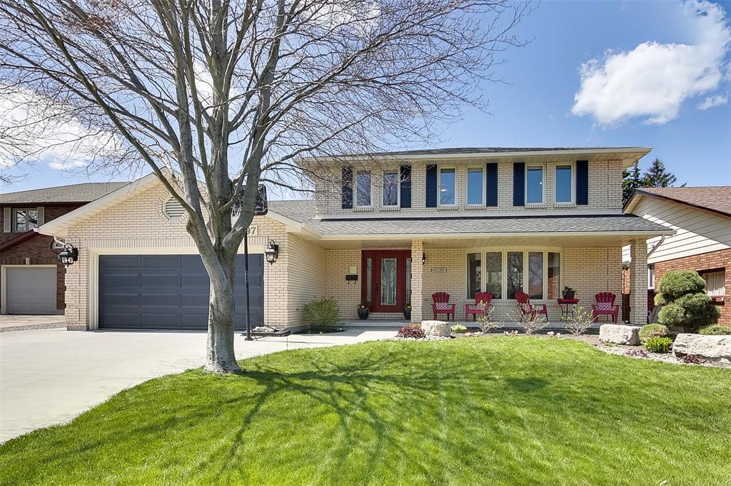 1697 TRINITY Crescent, Sarnia, Ontario, Canada