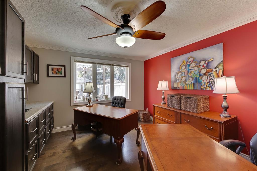 1697 TRINITY Crescent, Sarnia, Ontario, Canada