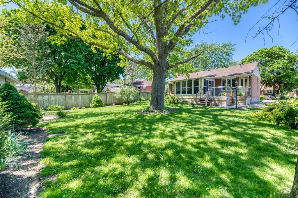 919 KEMSLEY Drive, Sarnia, Ontario, Canada