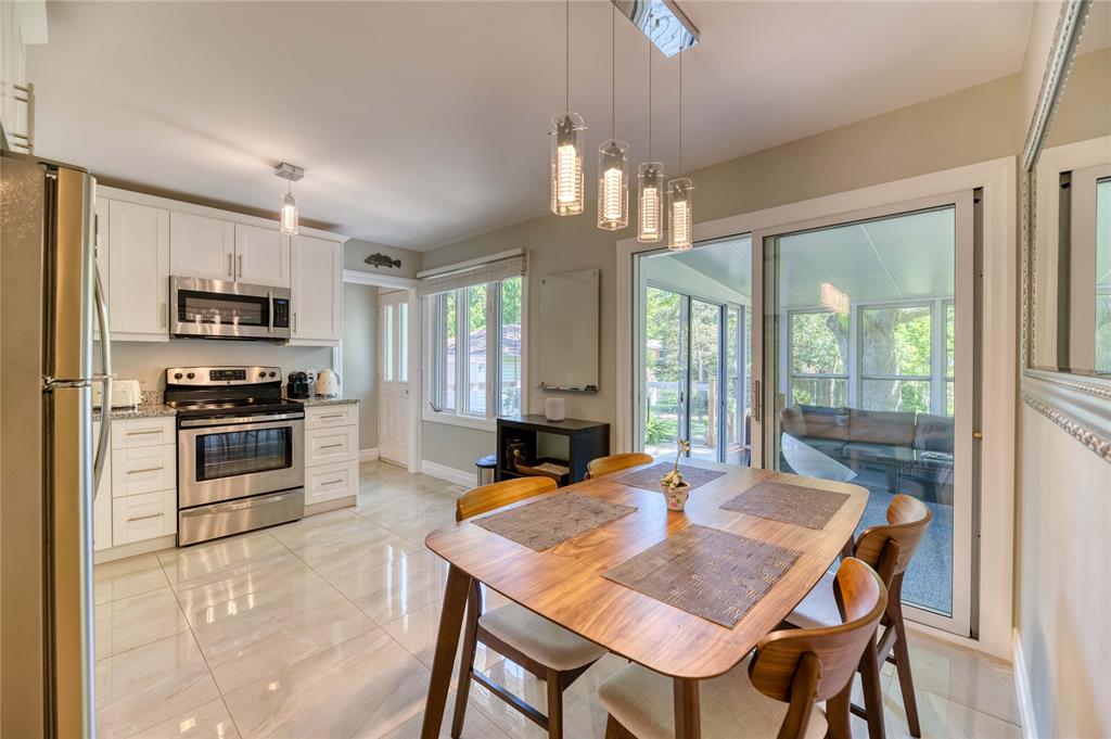919 KEMSLEY Drive, Sarnia, Ontario, Canada