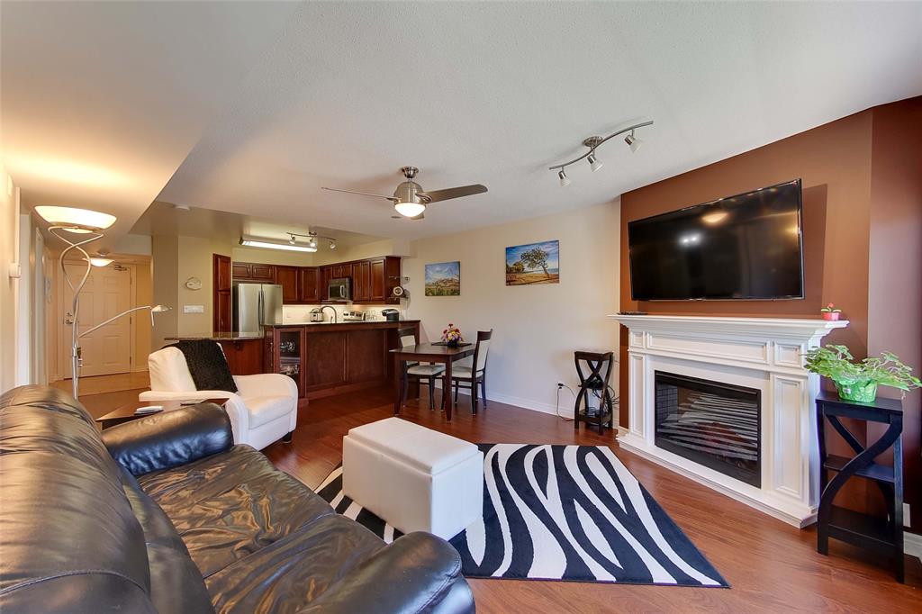 1520 VENETIAN Boulevard Unit# M-209, Point Edward, Ontario, Canada
