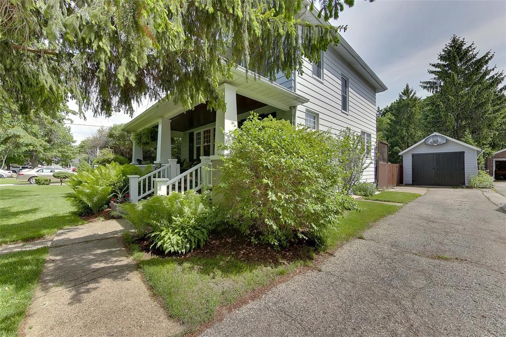 121 PEARL Street, Sarnia, Ontario, Canada