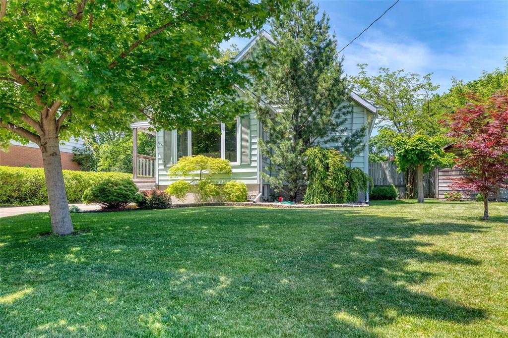 1050 ERROL Road East, Sarnia, Ontario, Canada
