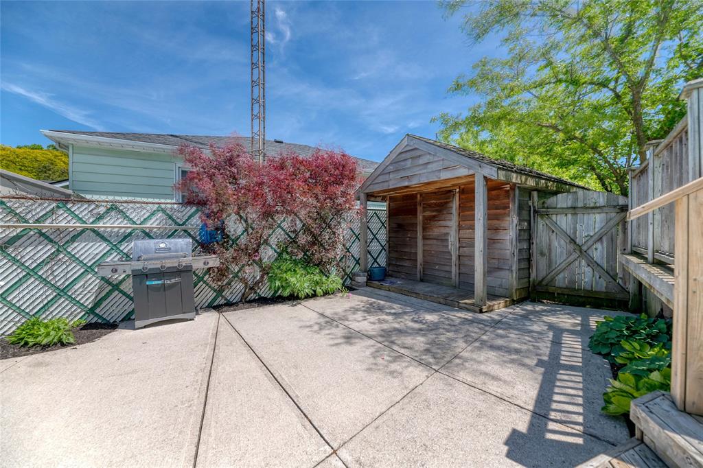 1050 ERROL Road East, Sarnia, Ontario, Canada