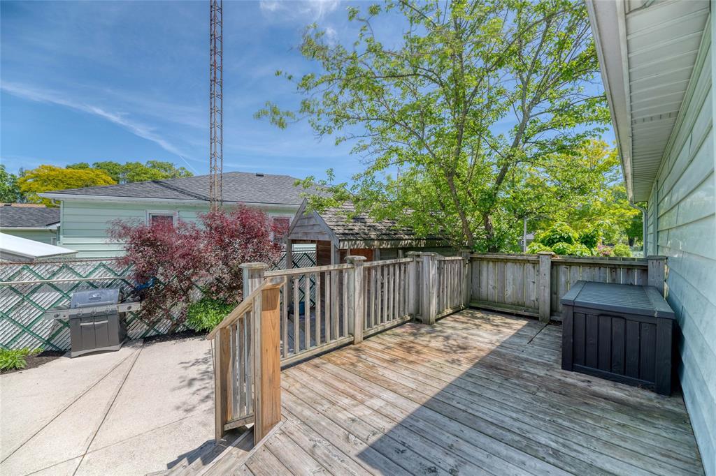 1050 ERROL Road East, Sarnia, Ontario, Canada