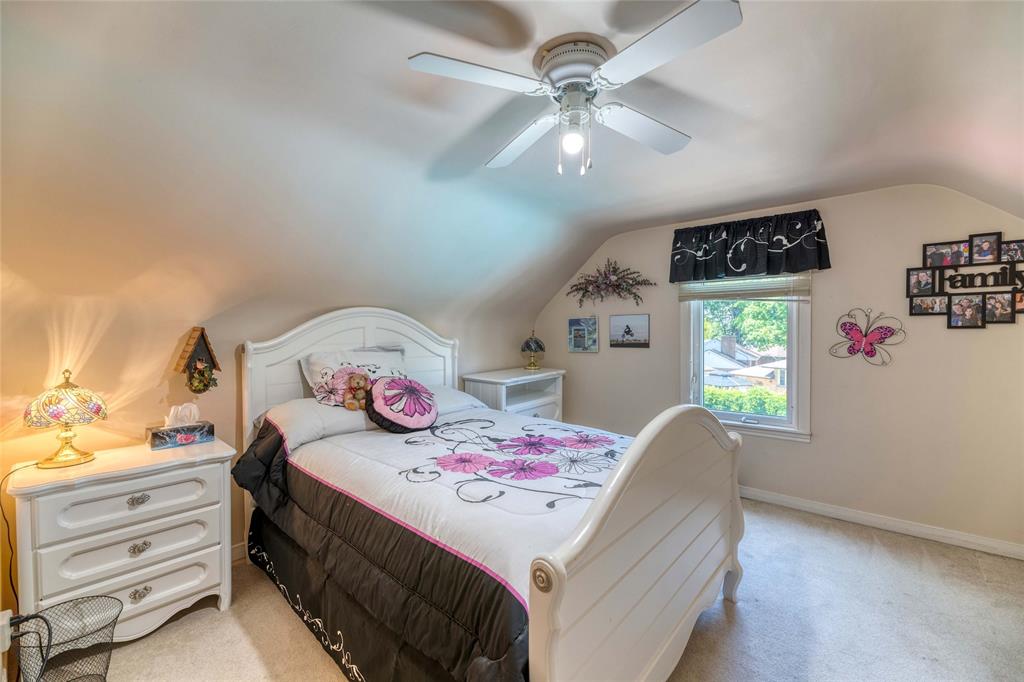 1050 ERROL Road East, Sarnia, Ontario, Canada
