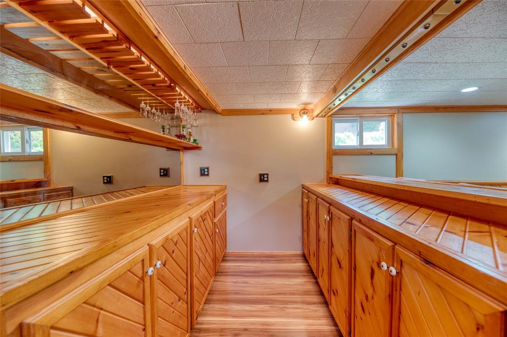 1050 ERROL Road East, Sarnia, Ontario, Canada