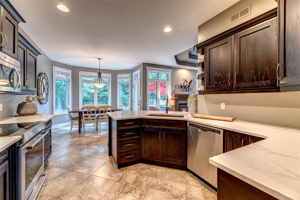 6745 OLD MILL Road, Plympton-Wyoming, Ontario, Canada
