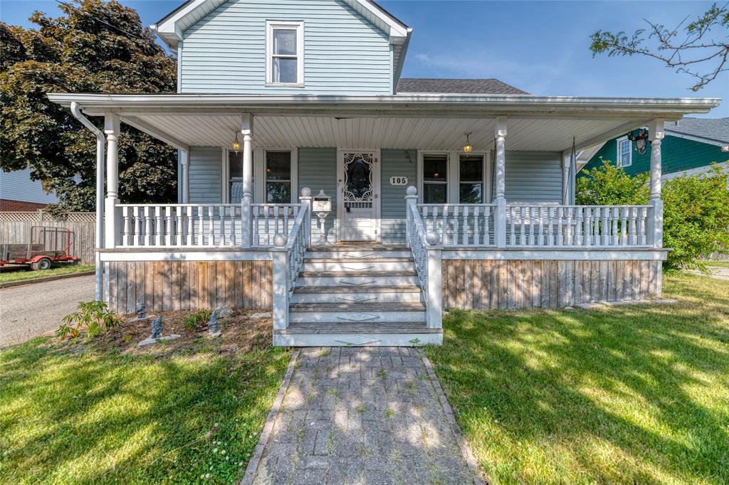 105 ALBERT Street, Point Edward, Ontario, Canada