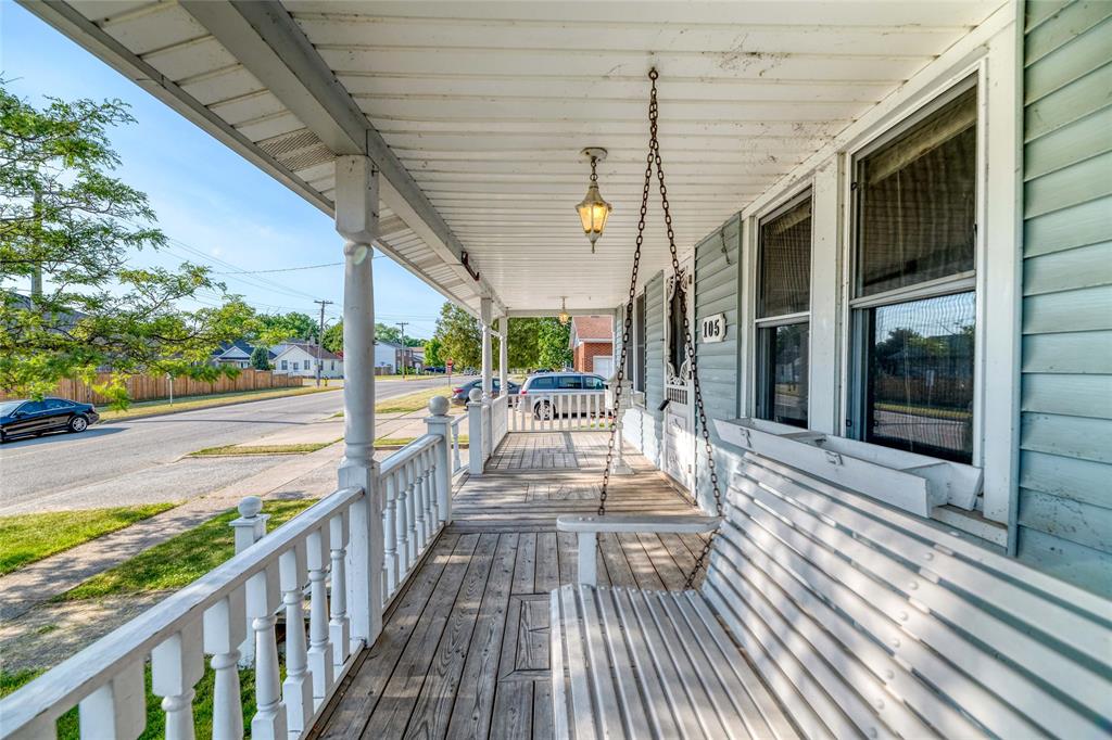 105 ALBERT Street, Point Edward, Ontario, Canada