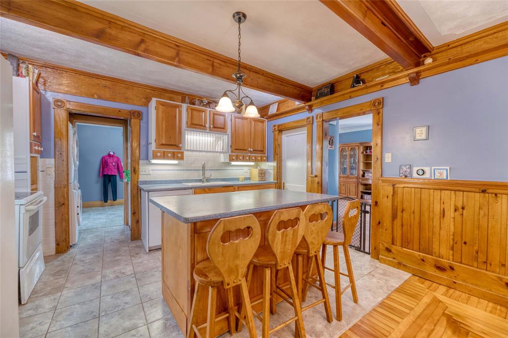 105 ALBERT Street, Point Edward, Ontario, Canada