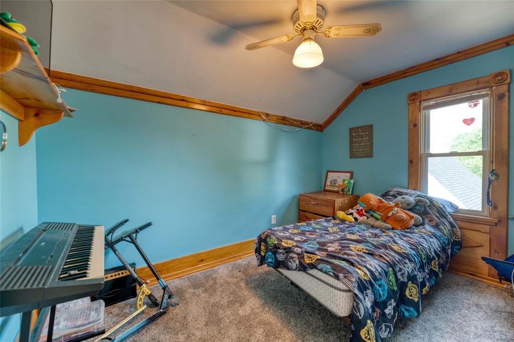 105 ALBERT Street, Point Edward, Ontario, Canada