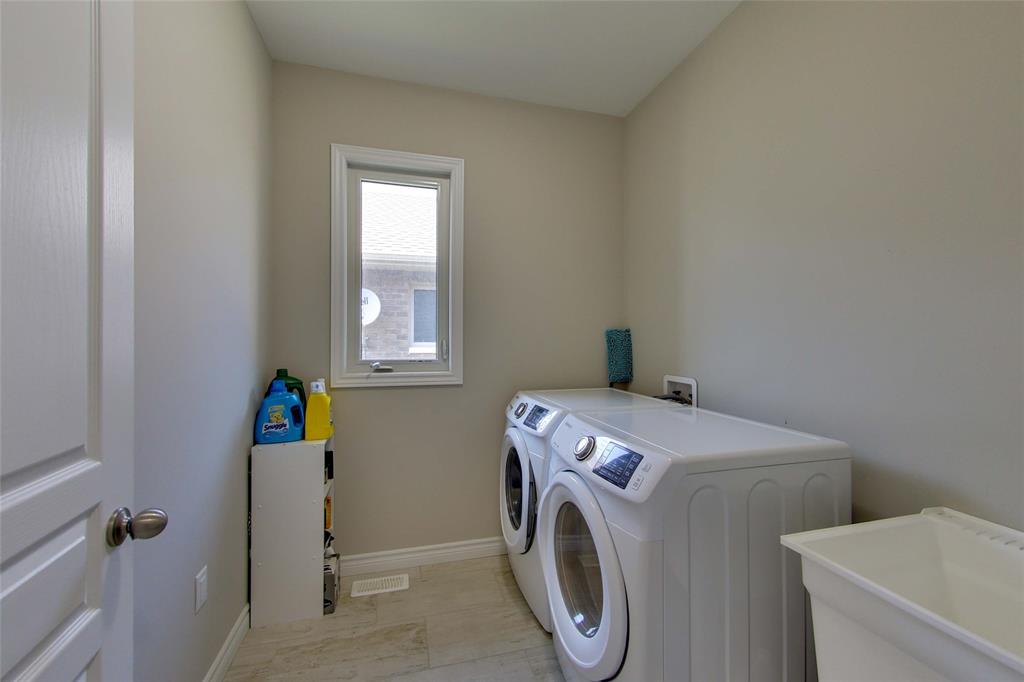 232 PAOLO Street, Sarnia, Ontario, Canada