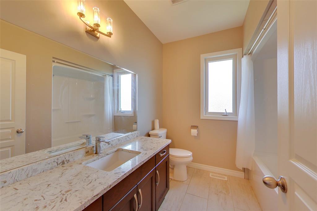 232 PAOLO Street, Sarnia, Ontario, Canada