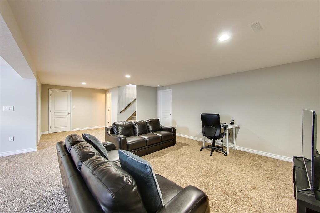 232 PAOLO Street, Sarnia, Ontario, Canada