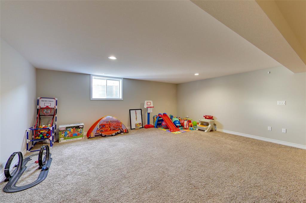 232 PAOLO Street, Sarnia, Ontario, Canada
