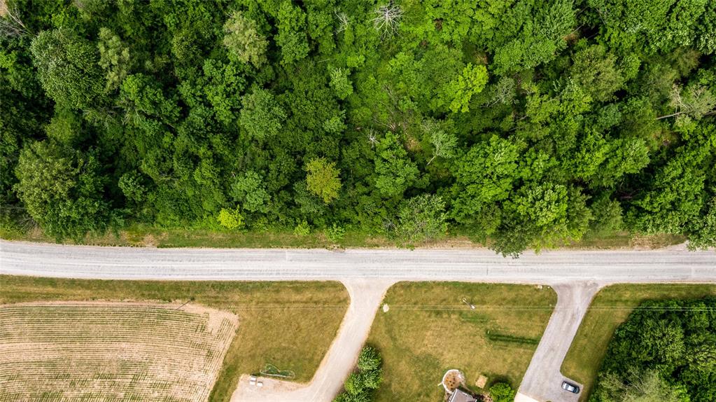 5252 EGREMONT Road, Plympton-Wyoming, Ontario, Canada