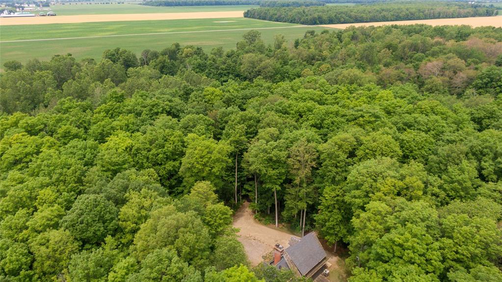 5252 EGREMONT Road, Plympton-Wyoming, Ontario, Canada